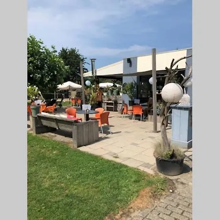 Holiday home Knus Familiehuisje Nabij Bergen En Schoorl Warmenhuizen