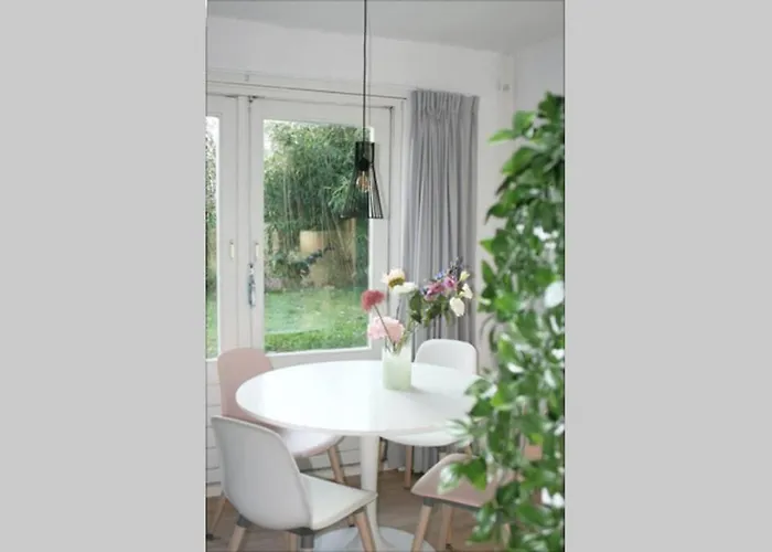 Knus Familiehuisje Nabij Bergen En Schoorl * Warmenhuizen