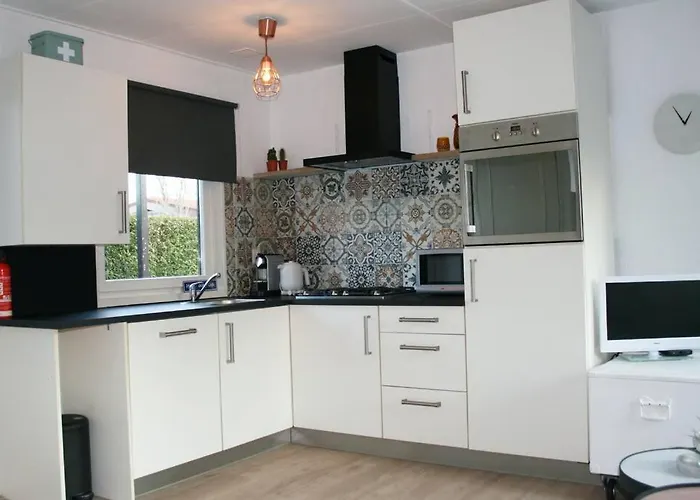 Holiday home Knus Familiehuisje Nabij Bergen En Schoorl Warmenhuizen